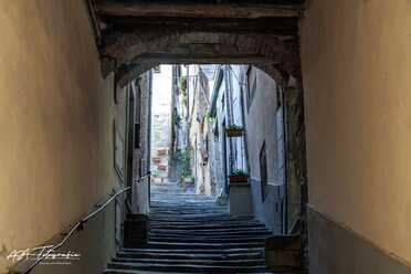 S. Cortona