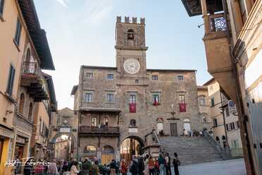 S. Cortona